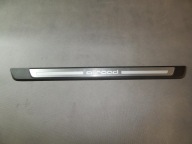 AUDI A4 B9 ALLROAD moulding threshold right 8W0853374