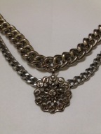 WISIOR Z CHARAKTEREM-na szyję lub do pasa.