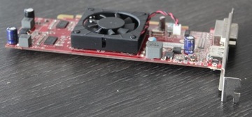 Карта ATI Radeon HD 5450 512 с высокой графикой DVI DP