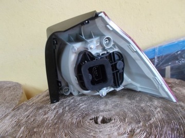 фото thumb №8, Лампа зад задняя левая vw golf v 5 hb 1k6945095aa