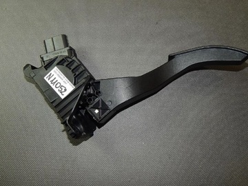 фото thumb №1, Vw passat b8 потенциометр газа 5q1723503h