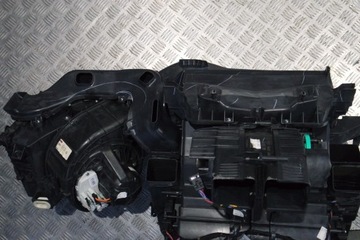 ОБОГРЕВАТЕЛЬ BMW E70 X5 3.0XD 9185409