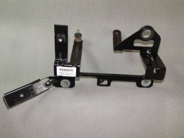 фото thumb №1, Vw touareg кронштейн дополнительной насос 7p0819545b