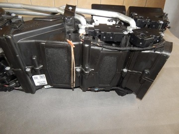 фото thumb №6, Audi a8 l отопитель задняя 4h0820004c