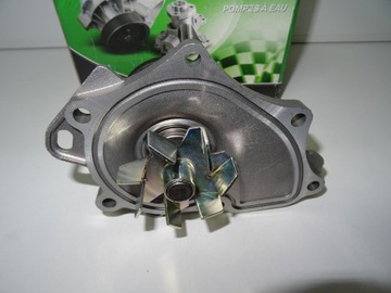 фото thumb №4, Насос wody toyota avensis camry rav4 nowa!!!