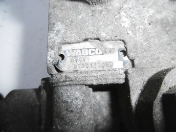 фото thumb №5, Клапан релейний 9730112060 renault magnum