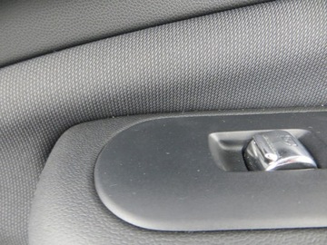 фото thumb №3, Оббивка двері правий перед mini f54 clubman