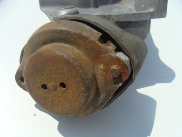 фото thumb №6, Кронштейн коробки передач audi a6 rs6 4,2 8v 4b3399113c