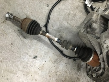 фото thumb №1, Приводной вал короткий левая kadjar 1.5 dci 391014pa0b