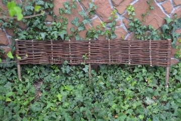 Забор WICKER PALISADE 20/120 с плетеной кромкой