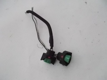 фото thumb №1, Колодка штекер противотуманной фары avensis ii t25