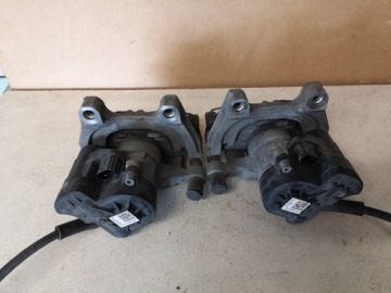 фото thumb №1, Vw passat b8 супорт гальмівний задня 3q0615405j