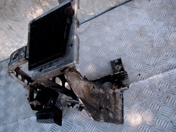 фото thumb №4, Audi a8 d2 крепление бампера правые 4d0821138c