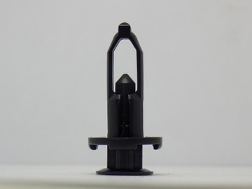 фото thumb №4, Toyota lexus кліпса штифт розпірний fi 9 mm