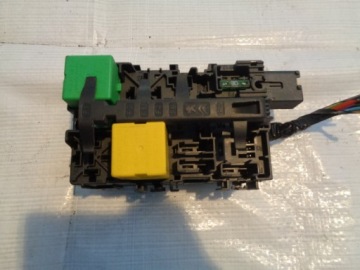 фото thumb №2, Peugeot 208 коробка предохранителей 9666232680