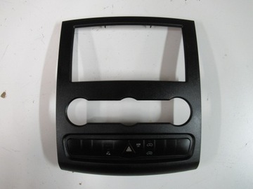 Рамка средняя консоли mb sprinter a9068701310 005 фото №1