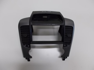 Carnival 3 06-09 панель панели решётка воздуховод манометр фото №1