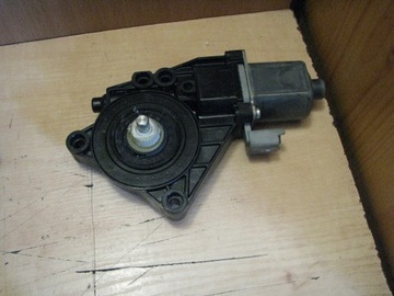 Моторчик стёкла дверь левый зад hyundai i30 07-12r фото №1