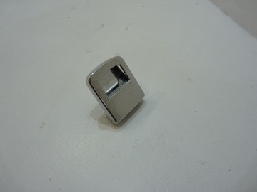 Mbm audi q3 8u кріплення багажника 5n0864203 фото №1