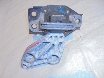 Renault megane 2.0 dci bracket cushion 8200398170, фото
