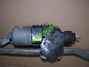 Mazda3 02 - 06 wiper motor front, фото