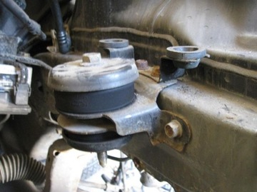 Cushion gearboxes ford maverick escape 00 - 06, фото
