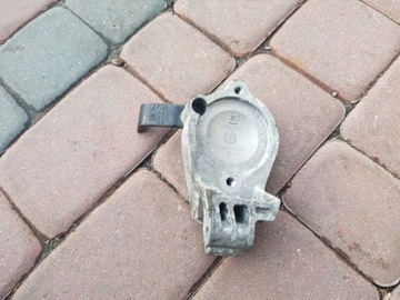 Fasteners pump bracket a16xer opel insignia 55562276, фото