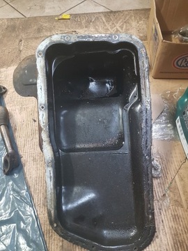 Oil pan nissan terrano 1 2.4 benz 1991r, фото