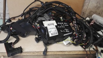 Ford kuga mk2 2.5 benz wiring compartment motor, фото