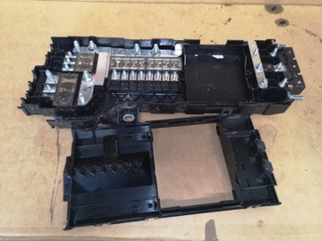 Ford transit custom 2. 0tdci fuse box, фото