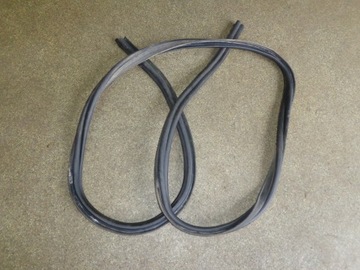 Dacia sandero 08 - 12 trunk lid seal trunk, фото