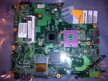 TOSHIBA L300 L305 L305D V000138230 INTEL 960GM