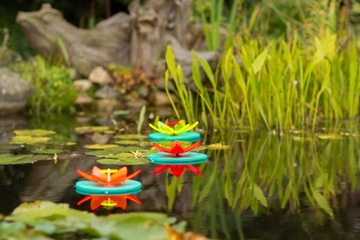 Украшение Light Catcher 3D Water Lily, красное и желтое