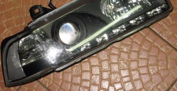 LAMPA PRAWA BMW 3 E36 SEDAN KOMBI DAYLIGHT BLACK SONAR