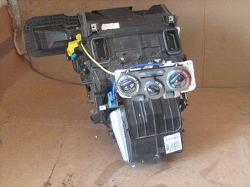 Obudowa nagrzewnicy kompletna Nissan Micra K12 04r