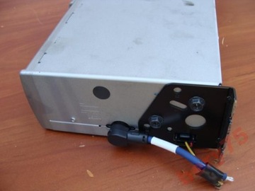 MITSUBISHI GRANDIS 07r ZMIENIARKA CD