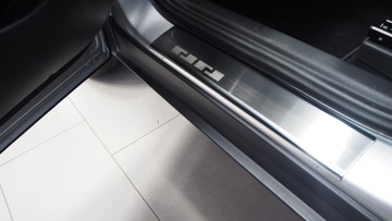 VRSTVA  PRAHU OCELOVÉ SUBARU LEVORG -