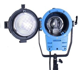 LAMPA HALOGENOWA 1000W ŚWIATŁO STAŁE FRESNEL