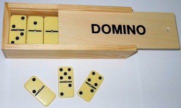 Domino w plastikowym pudełku /ADAR