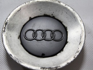 ОРИГИНАЛЬНЫЕ КРЫШКИ AUDI A8 S8 D2 4D0601165G