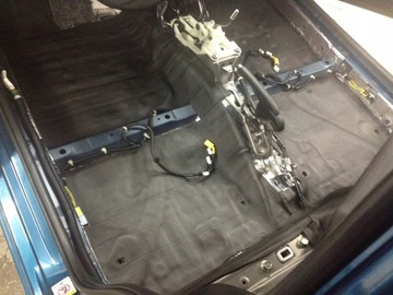 Звукоизоляция МАТОВАЯ РЕЗИНОВАЯ ПЕНА с КЛЕЕМ 13мм теплоизоляция дверей