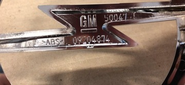 OPEL AGILA ZNAK LOGO ZNAKY 09204874 NOVÝ ORIG.