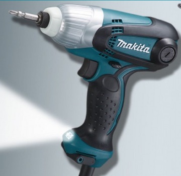 УДАРНАЯ ОТВЕРТКА MAKITA 230 Вт, РУЧКА 1/4 дюйма, 100 Нм TD0101F