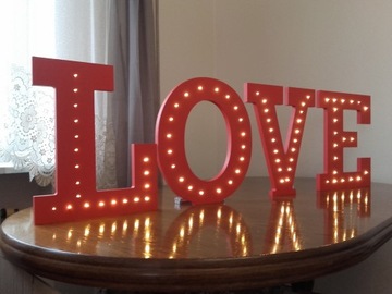 ДОМ ЛЮБОВЬ 20СМ ТОЛЩИНА 2СМ 3D НАДПИСЬ НА СТЕНЕ