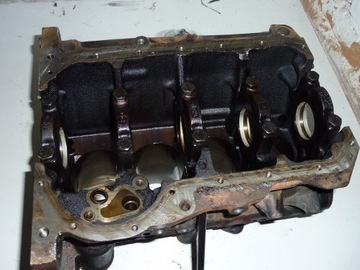 AUDI A4 B5 058103021E BLOK MOTORU