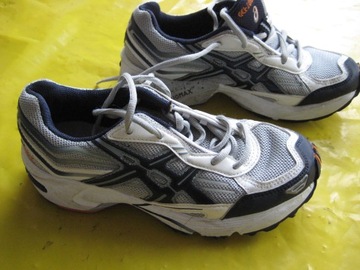 кроссовки асикс 36