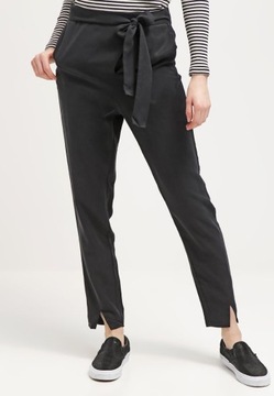 Moda Spodnie Spodnie materiałowe Nümph N\u00fcmph Spodnie materia\u0142owe czarny W stylu casual 