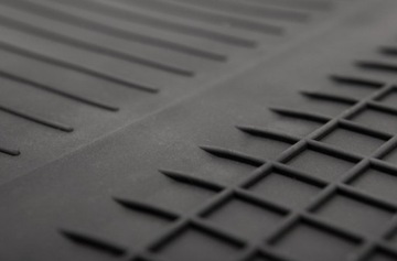 SKODA OCTAVIA II 2 dywanik gumowy KIEROWCY + stopery