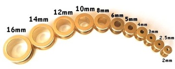 Туннель из золотой стали со съемной заглушкой диаметром 8 мм.