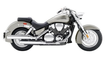 БОЛЬШОЕ АКРИЛОВОЕ СТЕКЛО HONDA VTX 1800 CUSTOM EXTRA